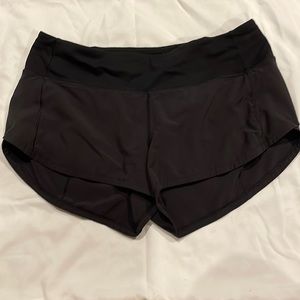 Lululemon ~ Black Speed Up Shorts ~2.5”~ Size 4